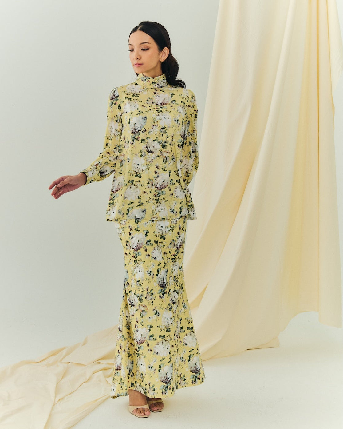 Bella Set in Dandelion