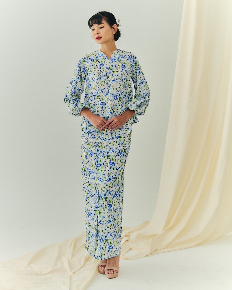 Elara Kurung in Bluebelle